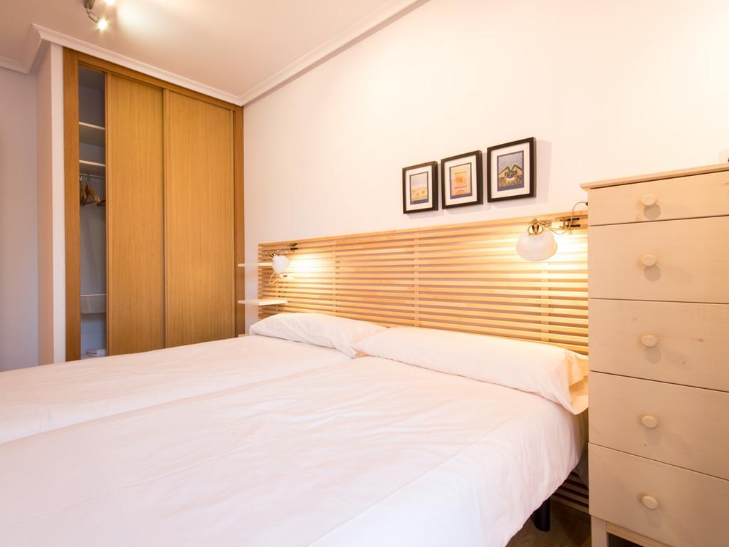 Apartamentos La Balandra De Muros Muros de Nalón エクステリア 写真