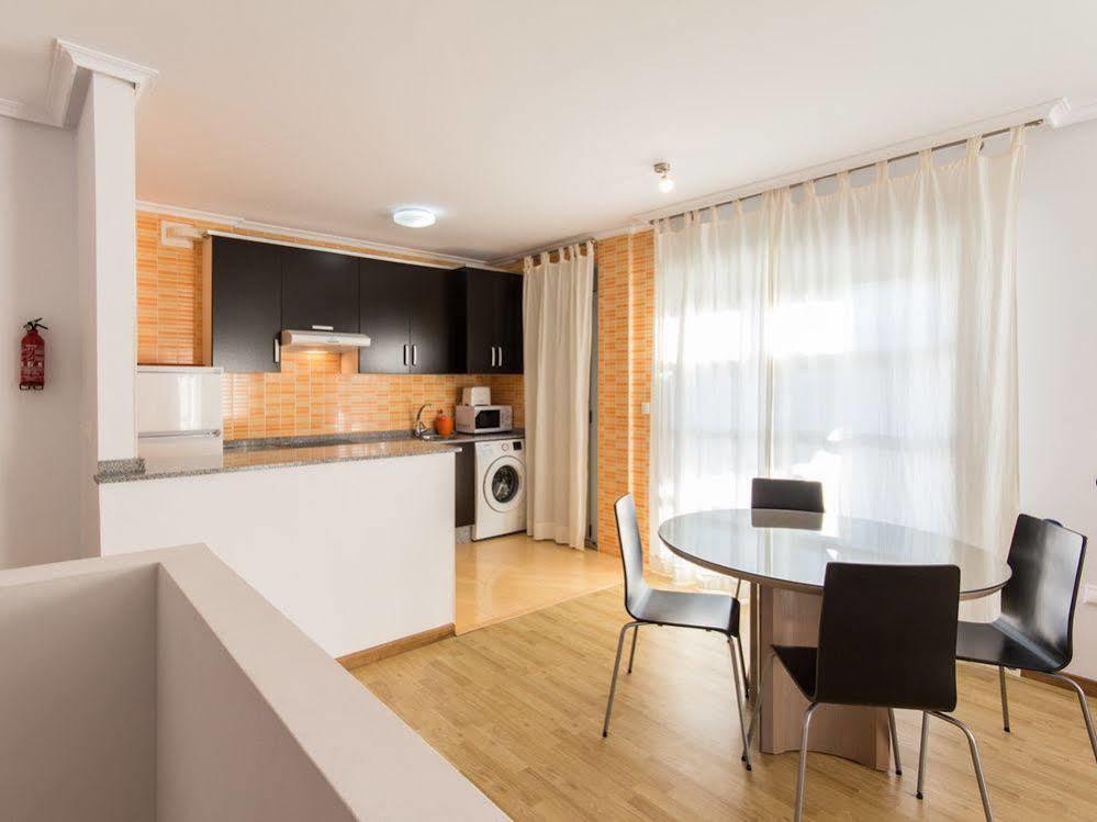 Apartamentos La Balandra De Muros Muros de Nalón エクステリア 写真